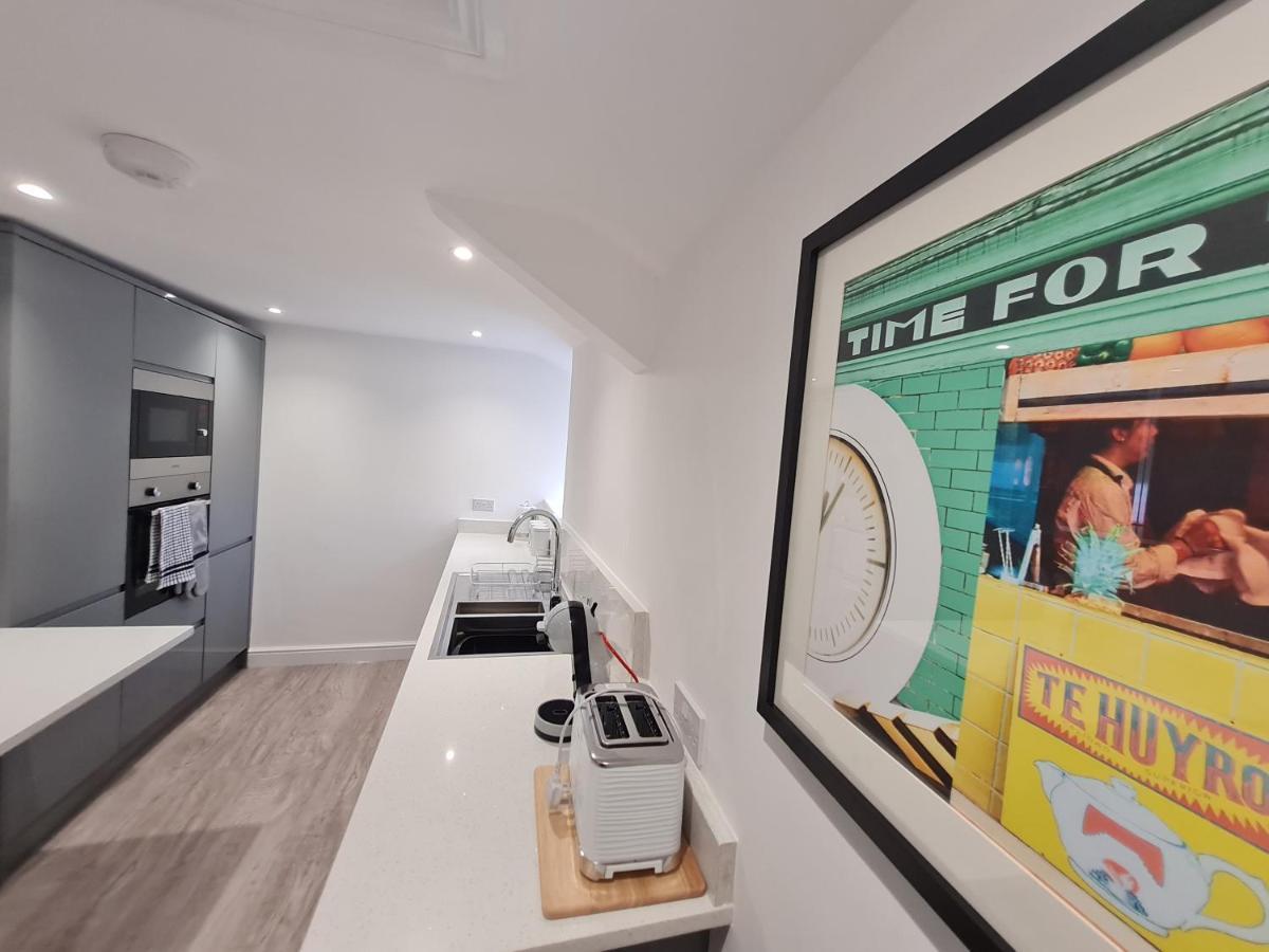 Perfect Location 3 Bed Serviced Apartment With Bike Storage For Bpw. Close To Brecon Beacons Merthyr Tydfil Exteriör bild